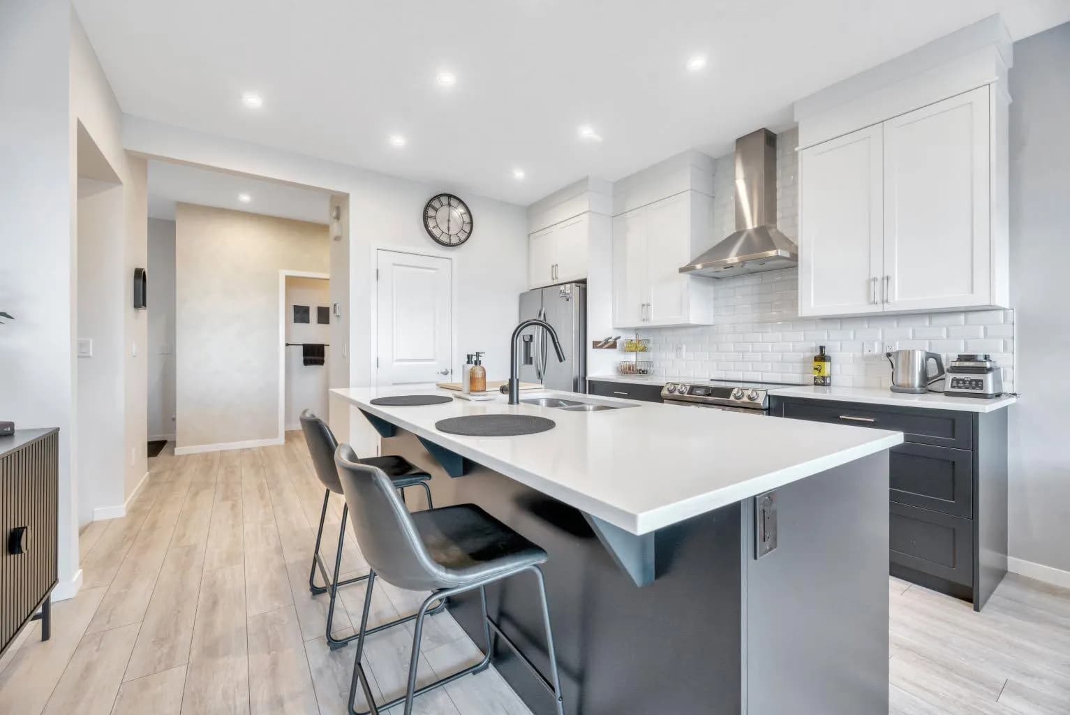 Semi Detached (Half Duplex)