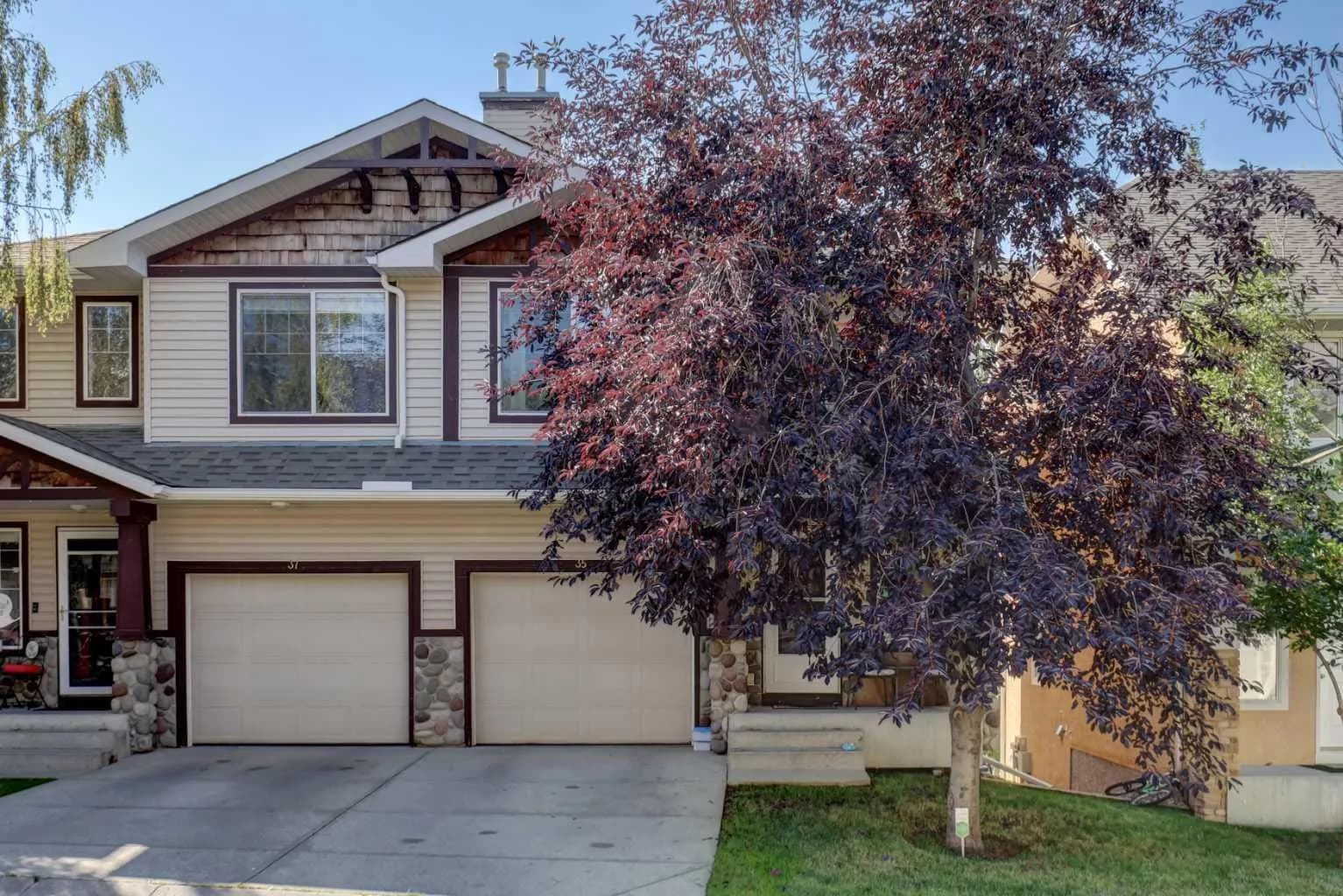 Semi Detached (Half Duplex)