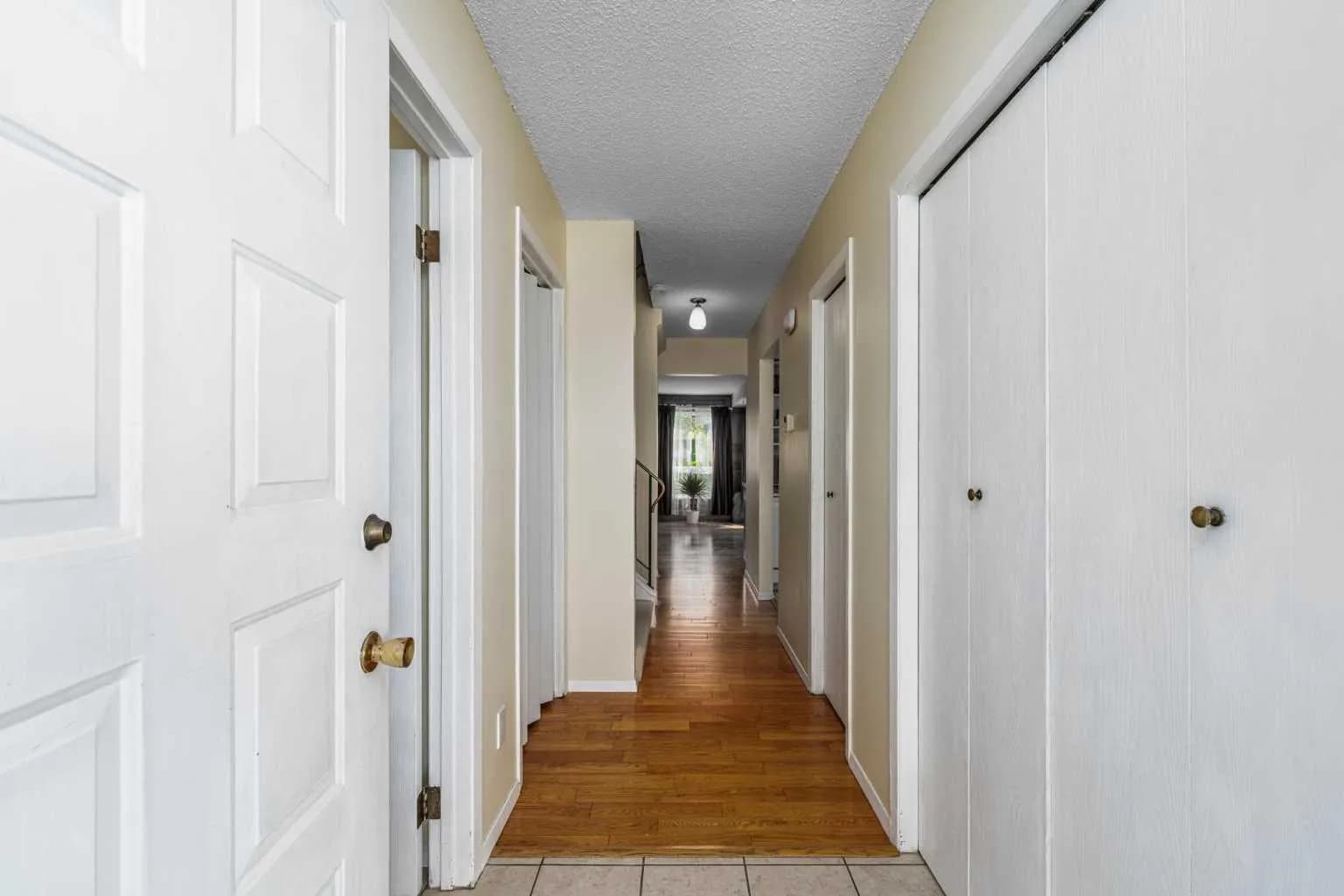 Semi Detached (Half Duplex)