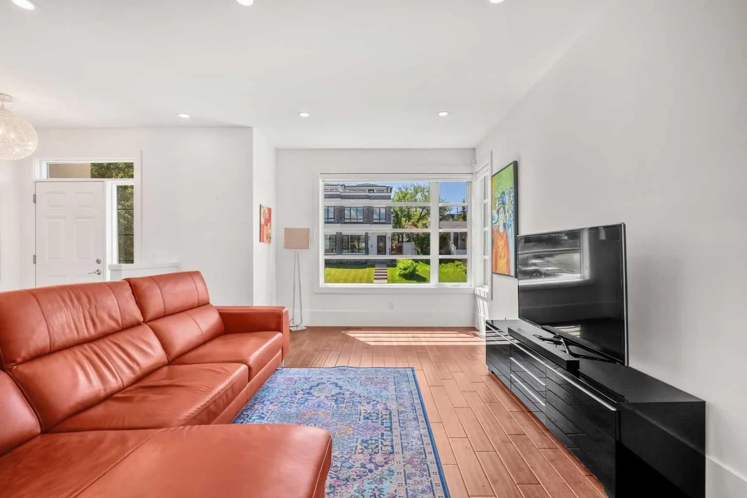 Semi Detached (Half Duplex)
