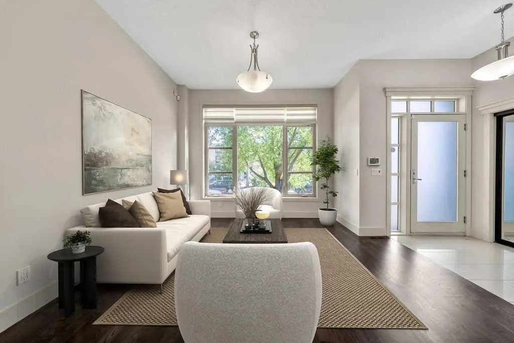 Semi Detached (Half Duplex)