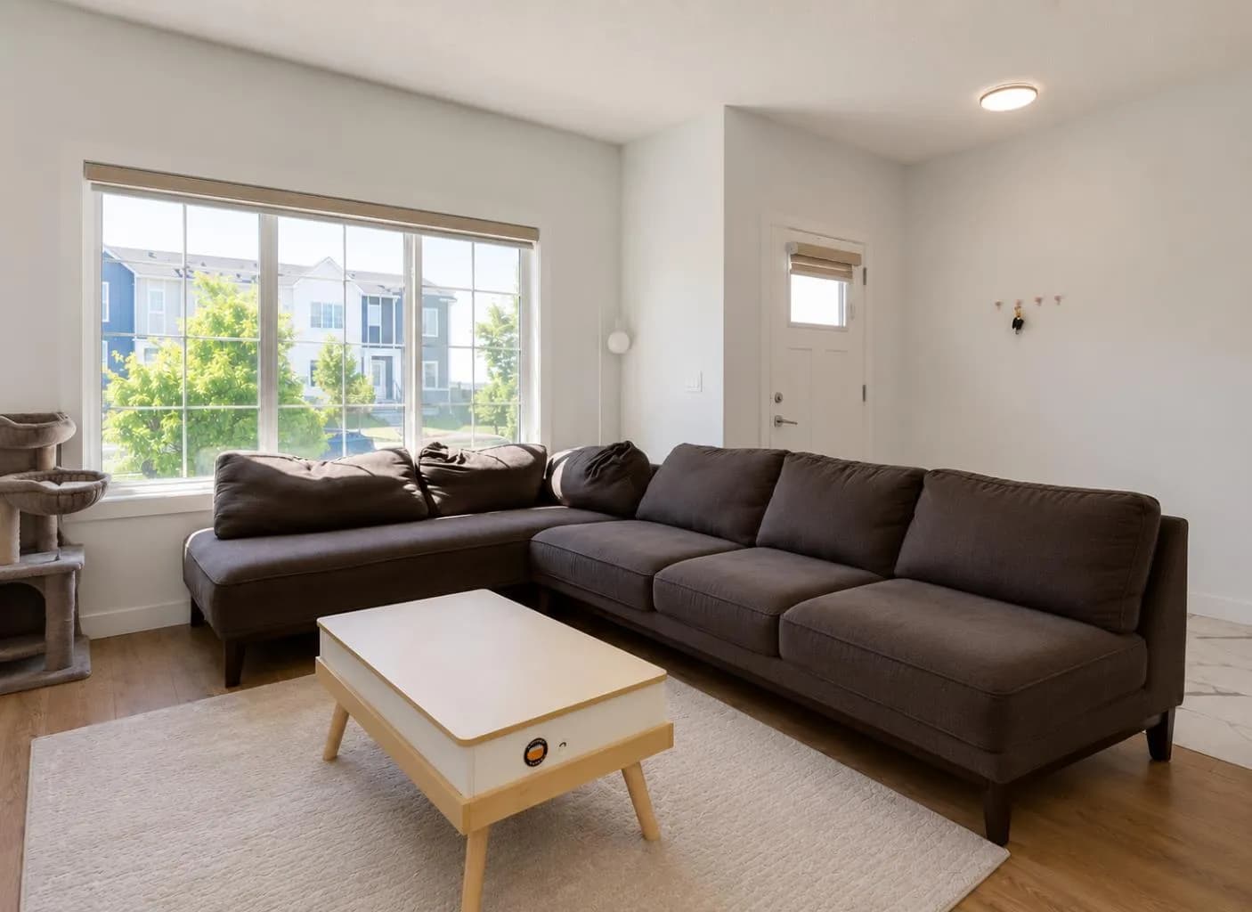 Semi Detached (Half Duplex)