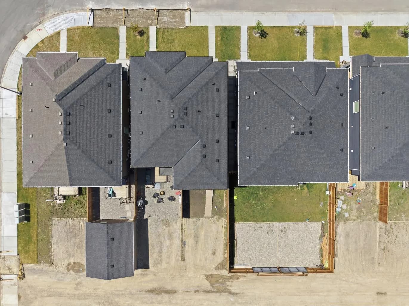 Semi Detached (Half Duplex)