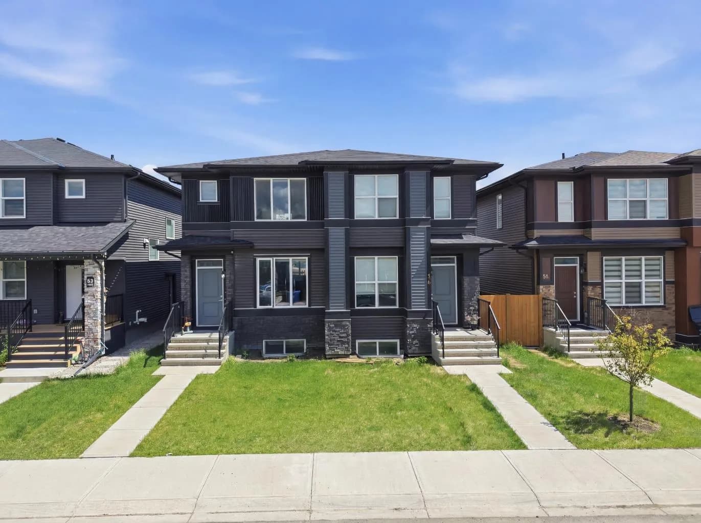 Semi Detached (Half Duplex)