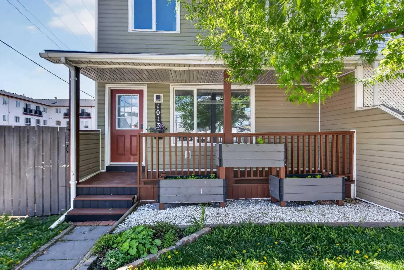 Semi Detached (Half Duplex)