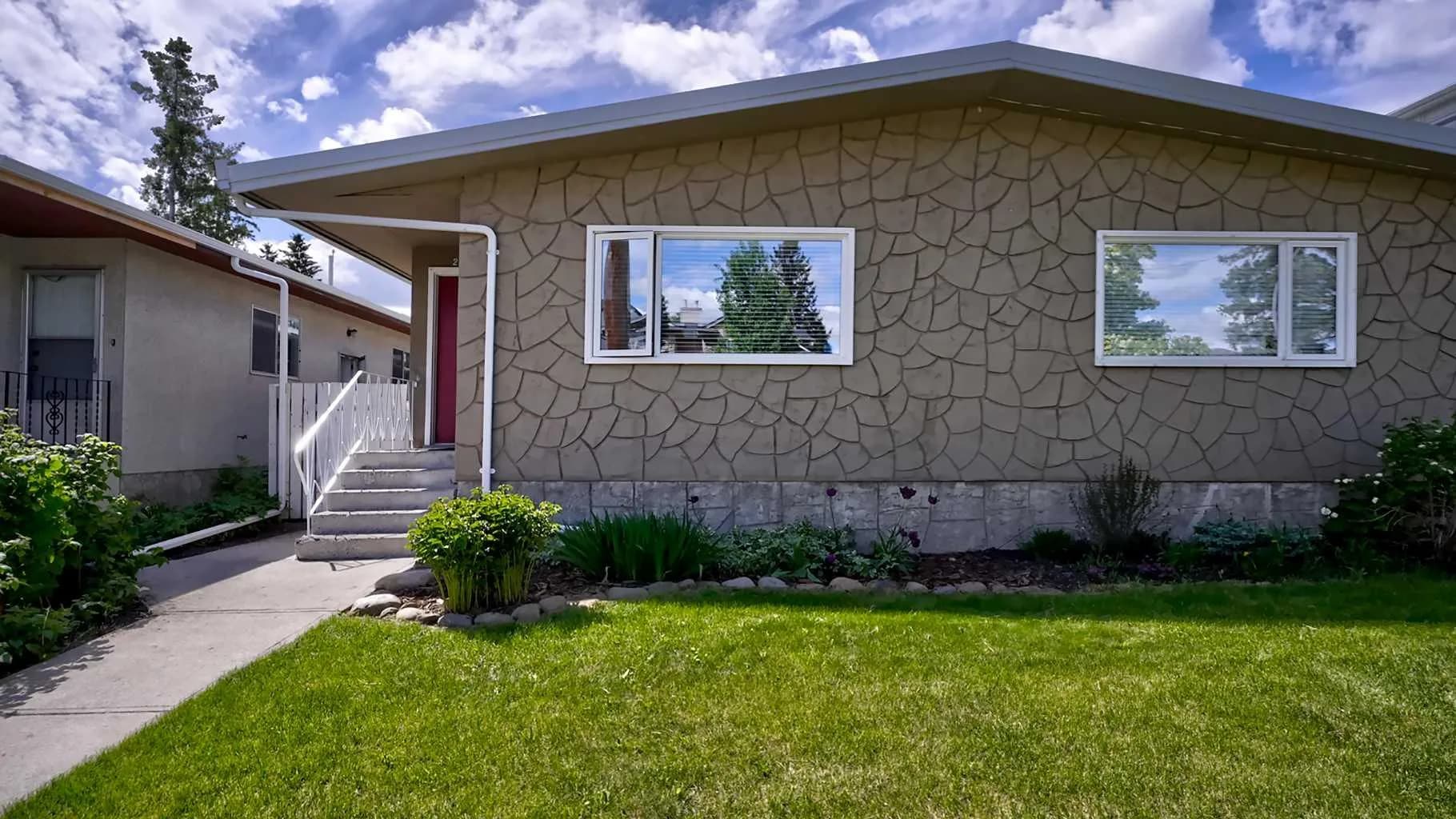 Semi Detached (Half Duplex)