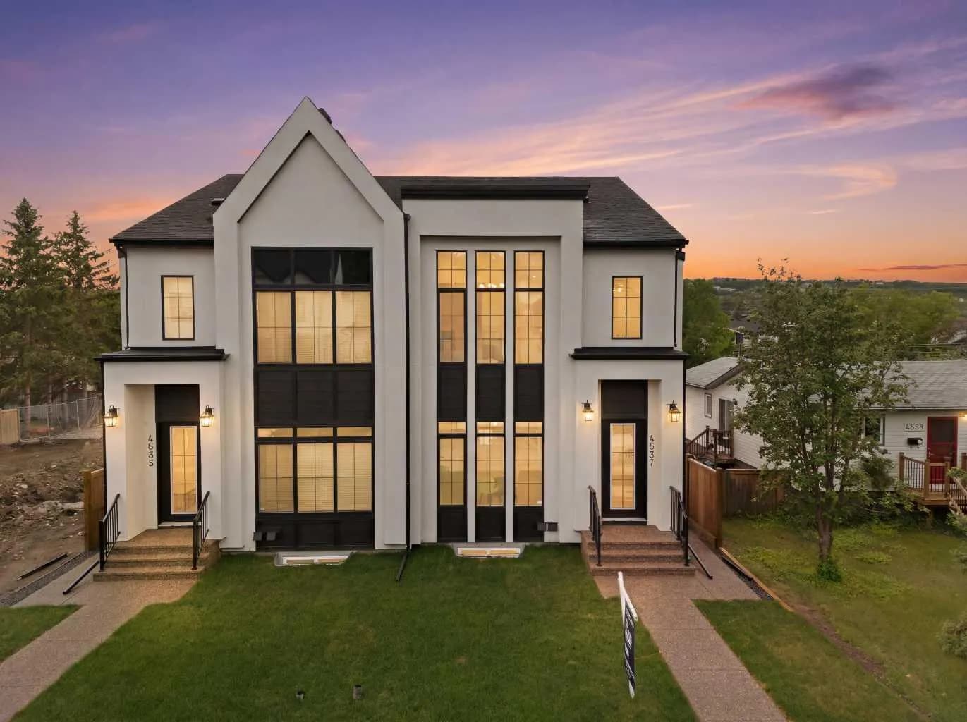 Semi Detached (Half Duplex)