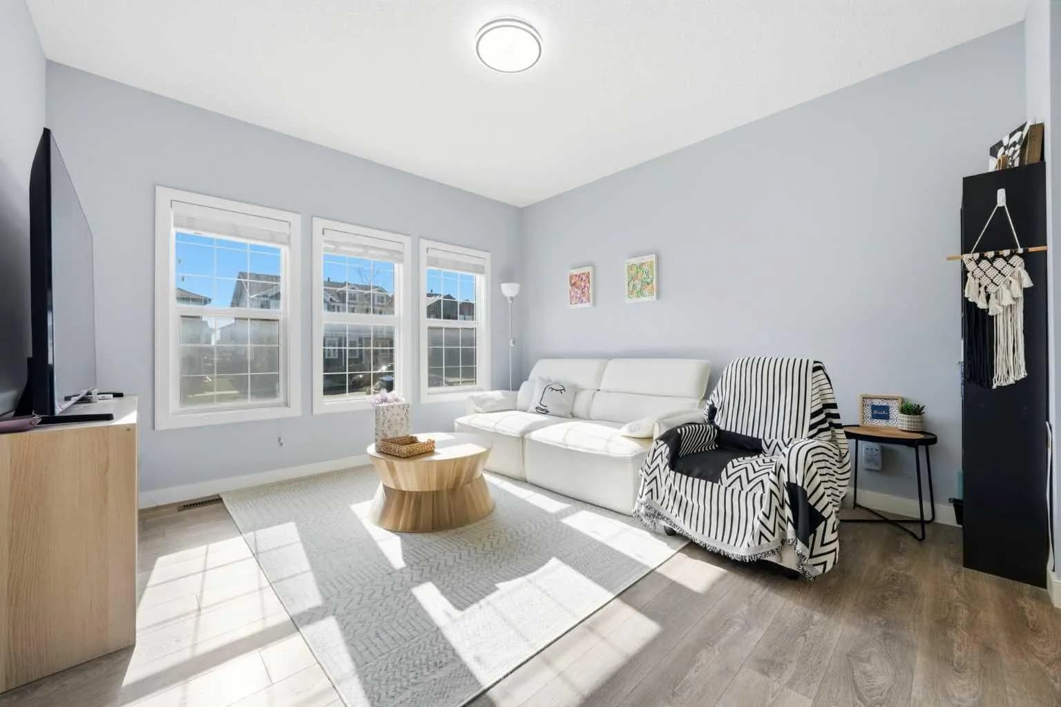 Semi Detached (Half Duplex)