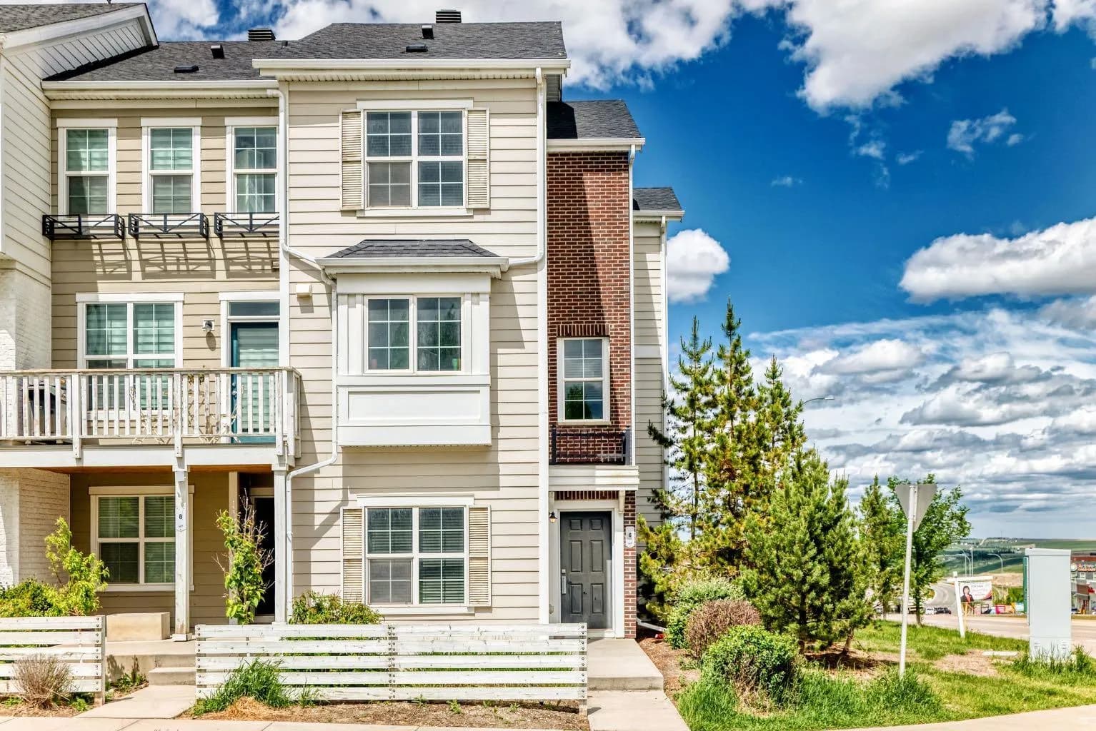 Row/Townhouse