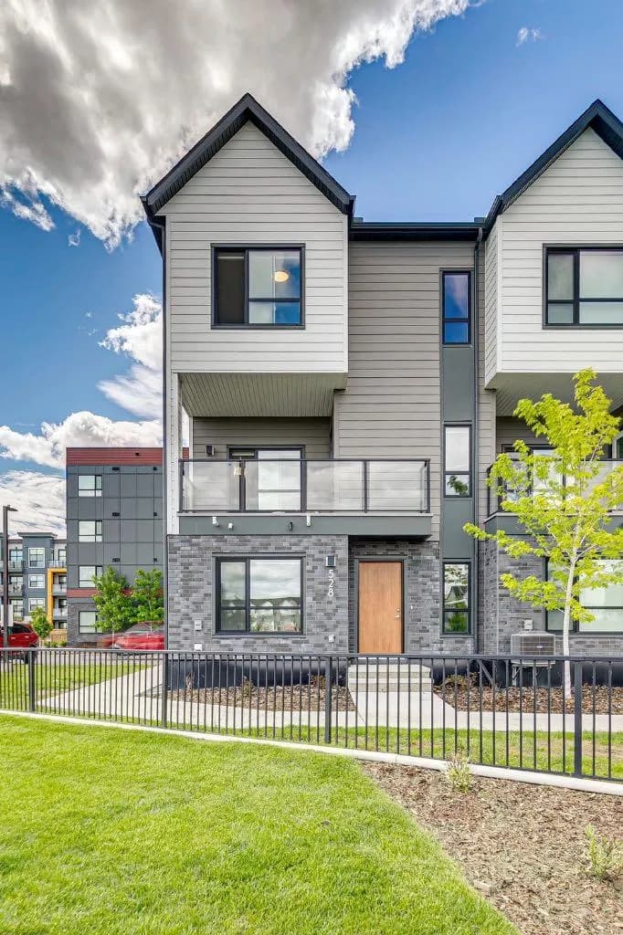 Row/Townhouse
