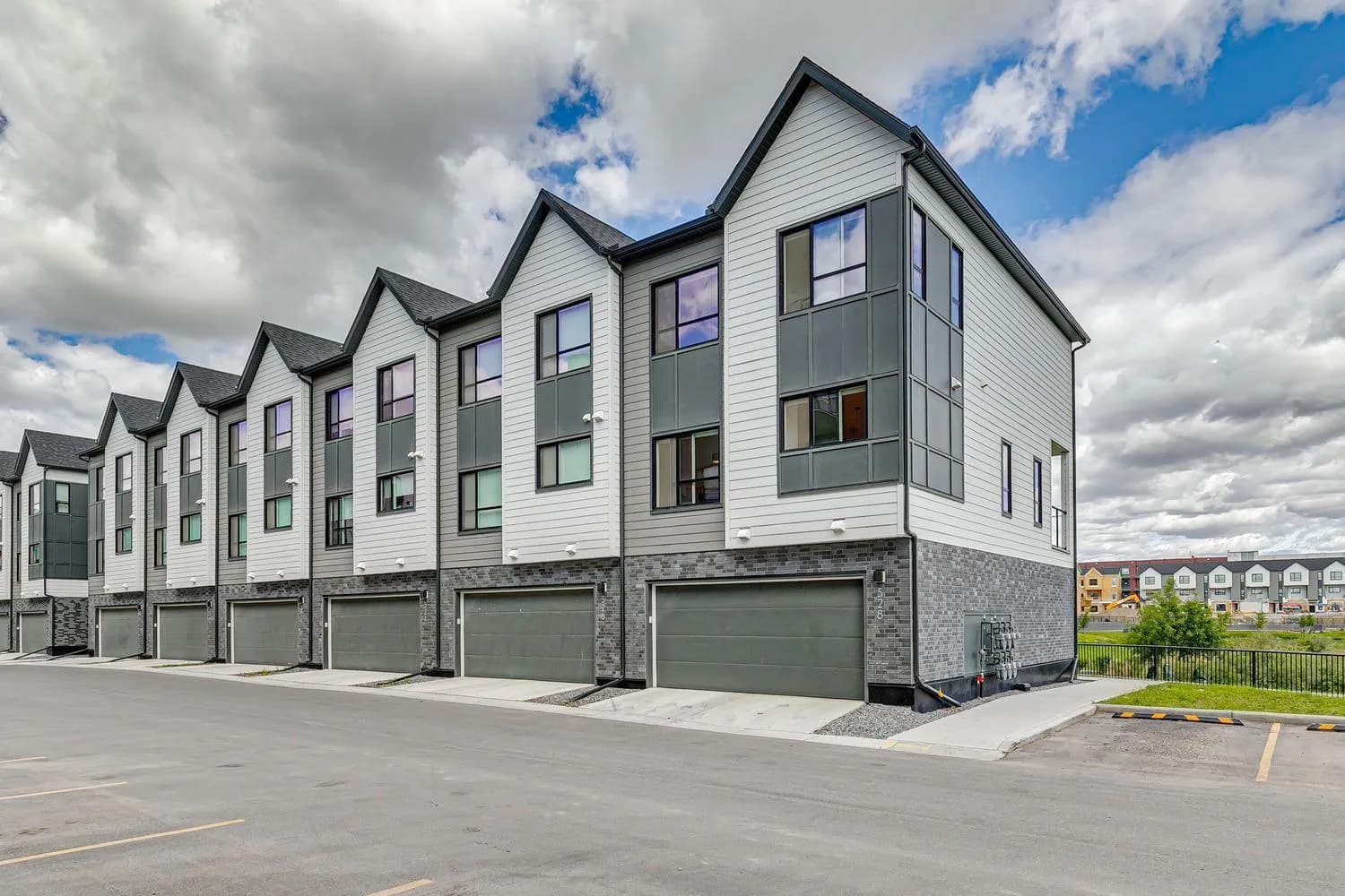Row/Townhouse