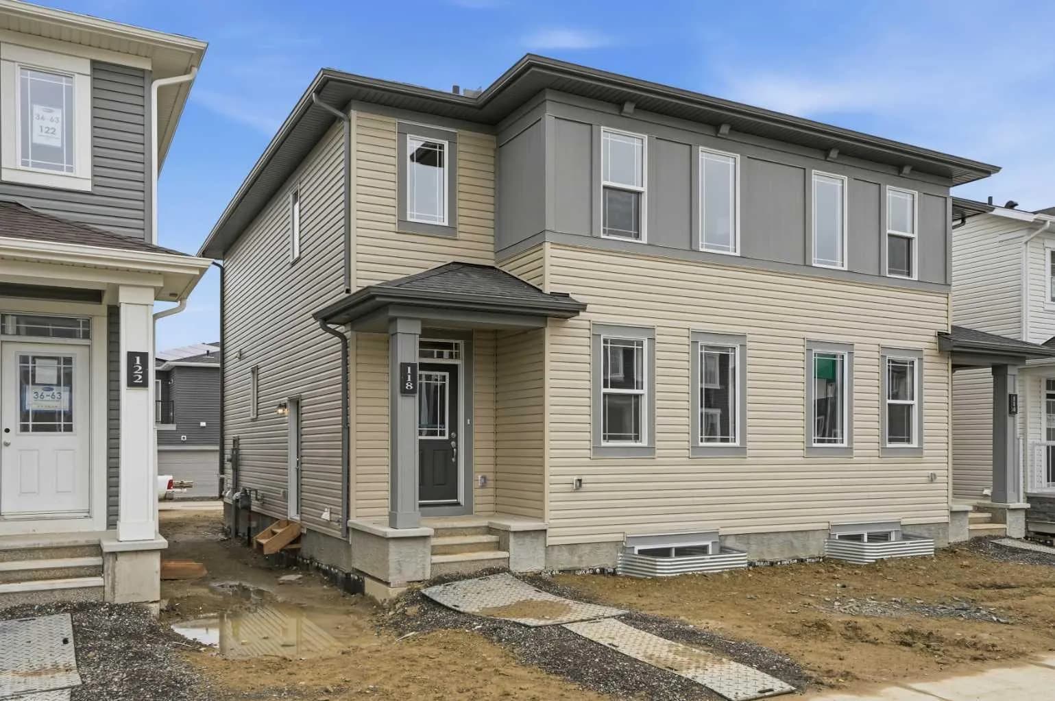 Semi Detached (Half Duplex)