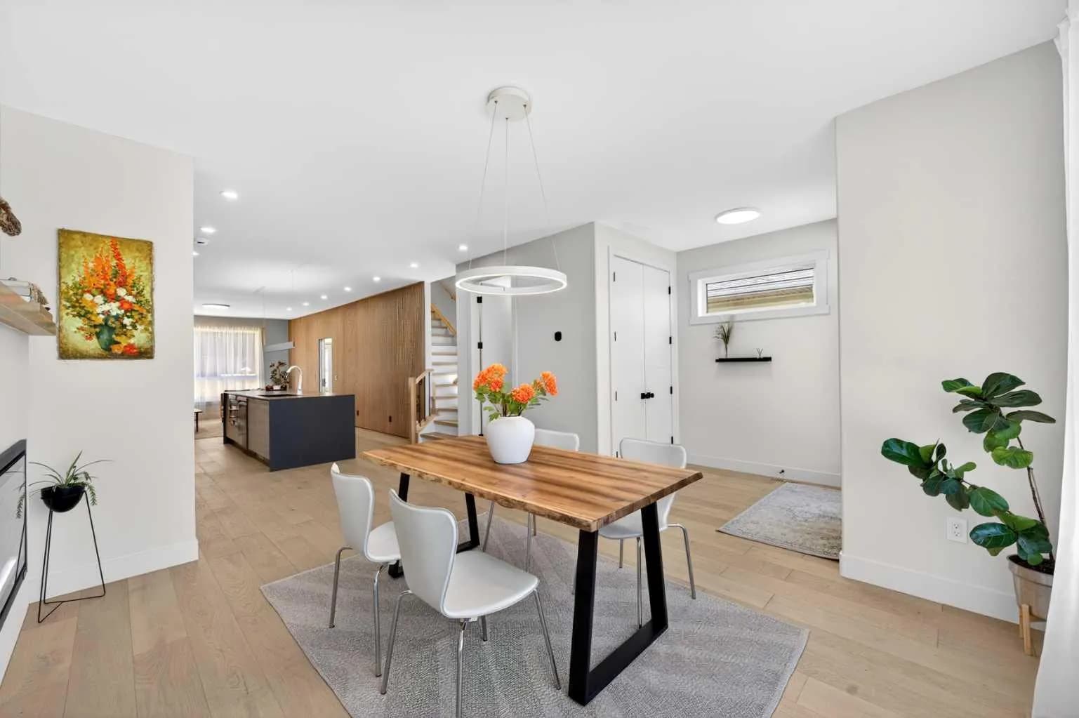 Semi Detached (Half Duplex)