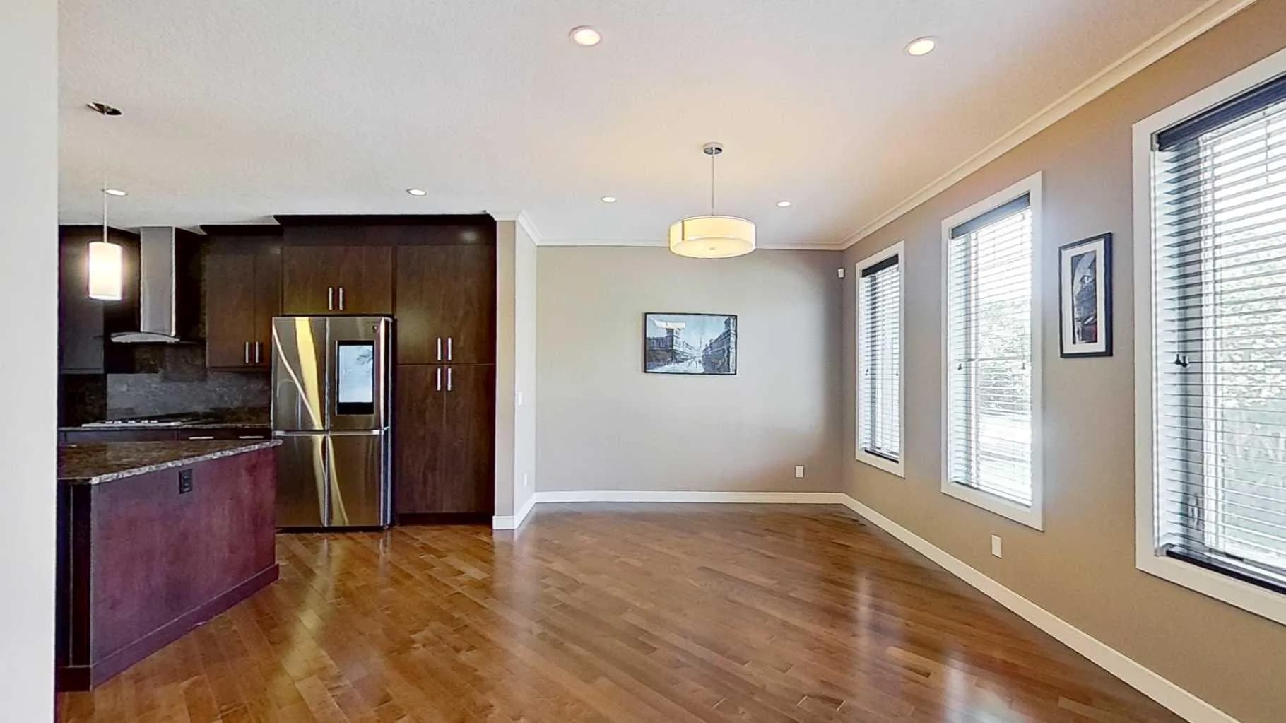 Semi Detached (Half Duplex)