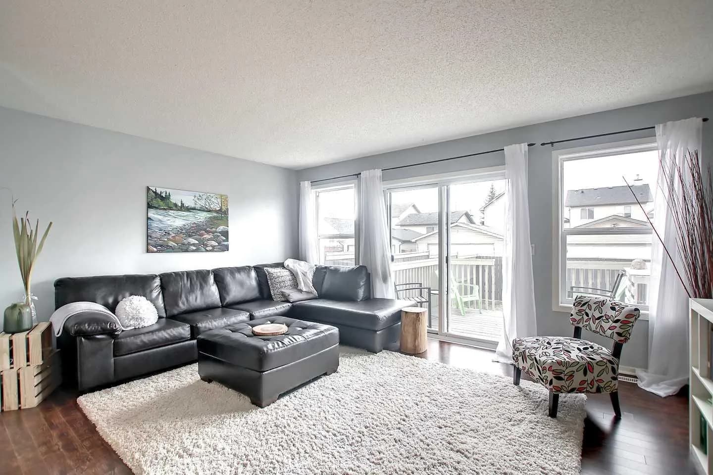 Semi Detached (Half Duplex)