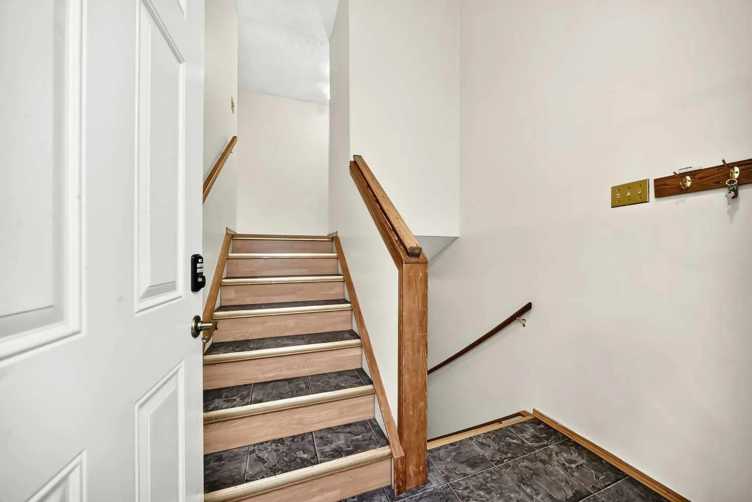 Semi Detached (Half Duplex)