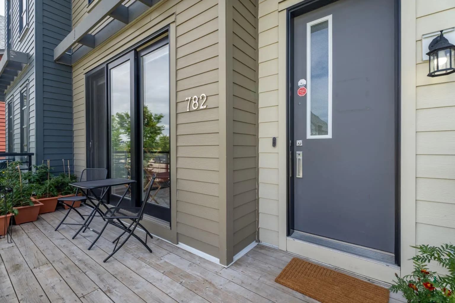 Semi Detached (Half Duplex)