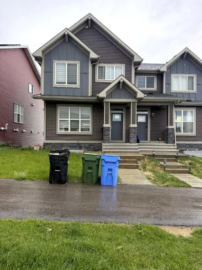 Semi Detached (Half Duplex)