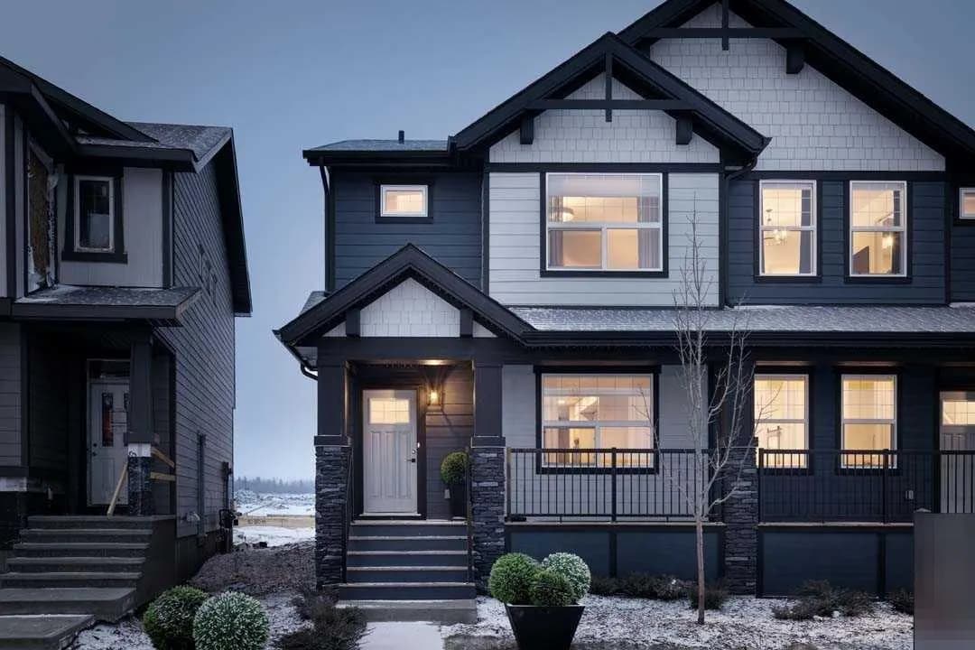 Semi Detached (Half Duplex)