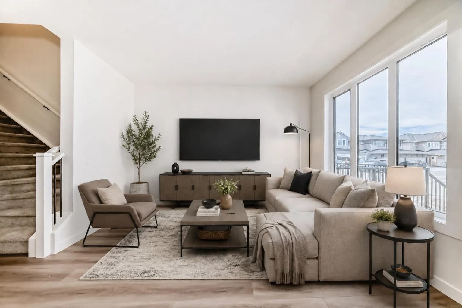 Semi Detached (Half Duplex)