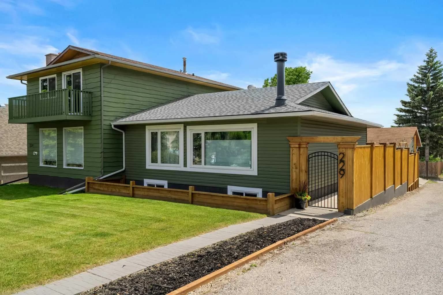 Semi Detached (Half Duplex)