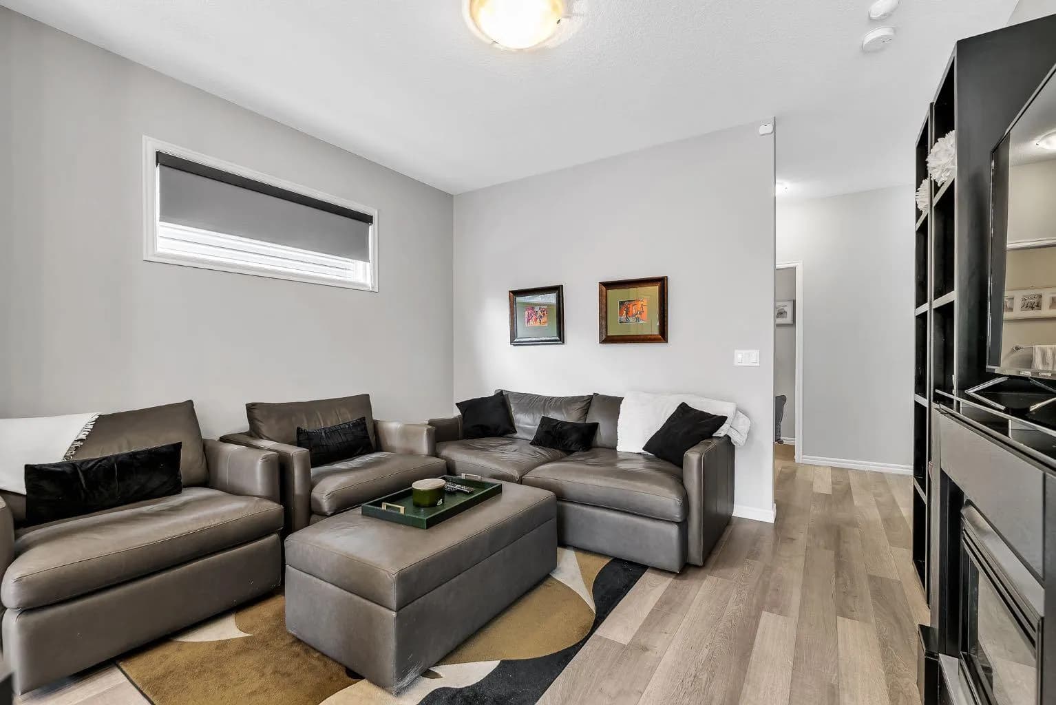 Semi Detached (Half Duplex)
