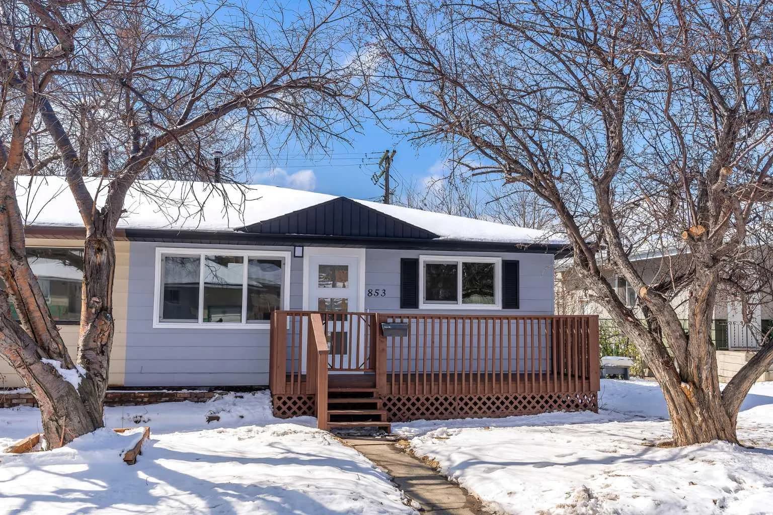 Semi Detached (Half Duplex)