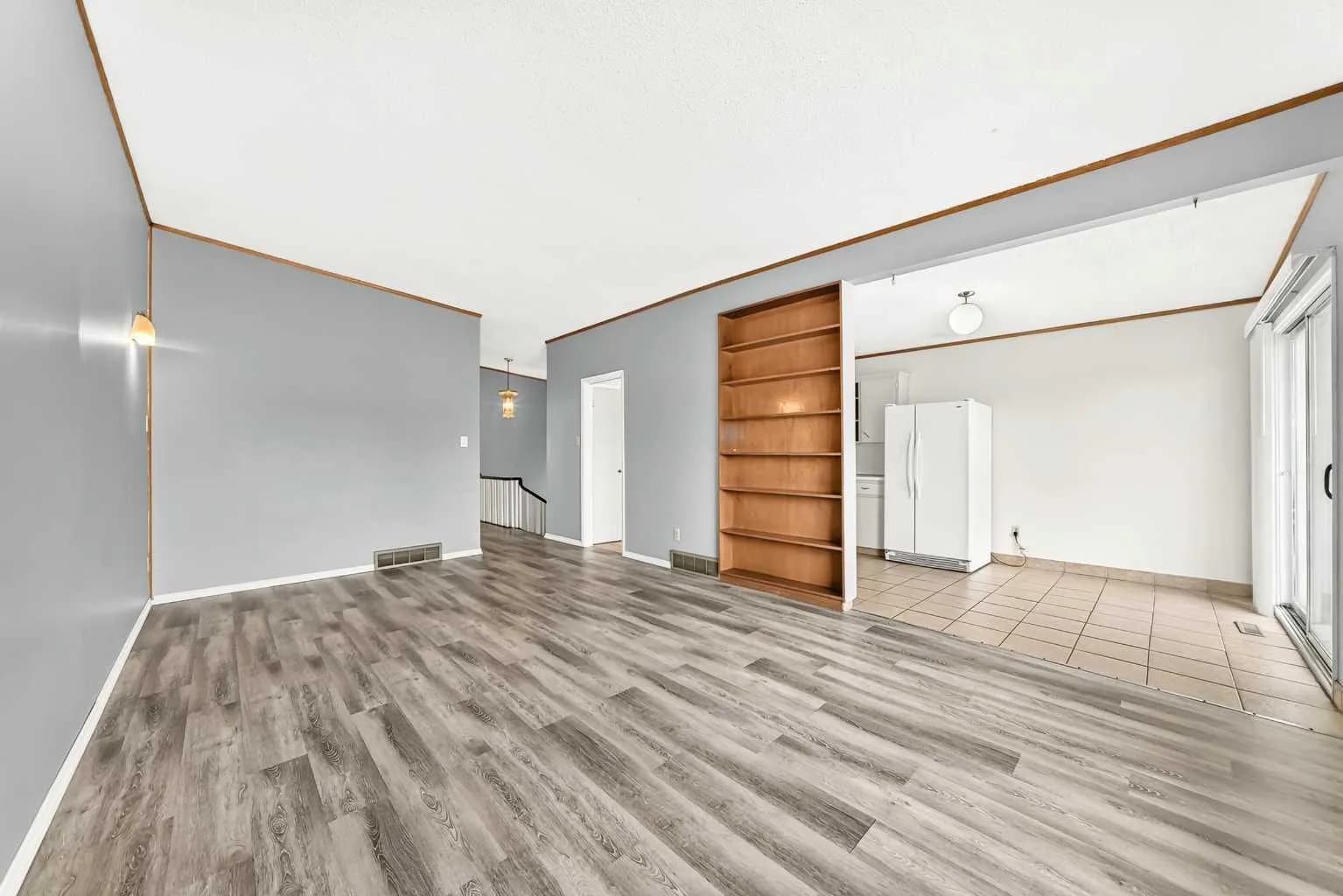 Semi Detached (Half Duplex)
