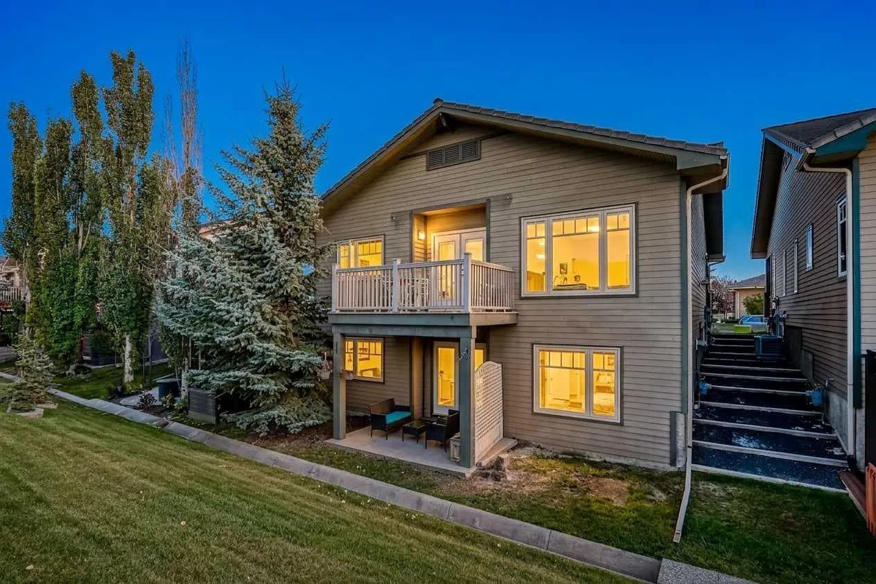 Semi Detached (Half Duplex)