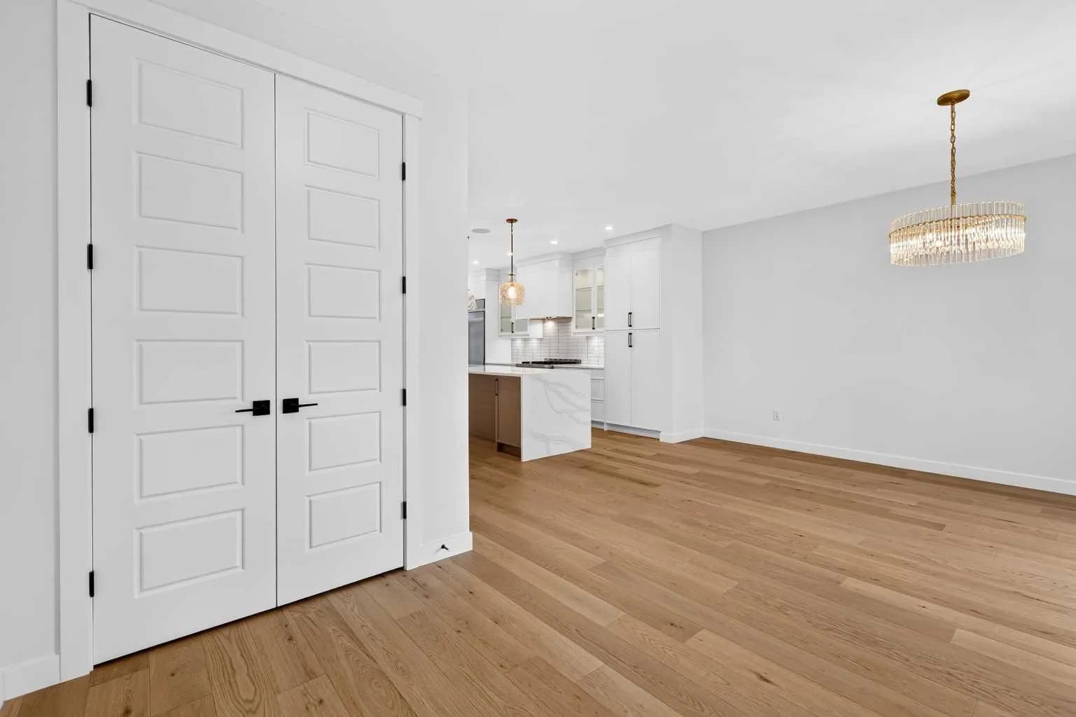 Semi Detached (Half Duplex)