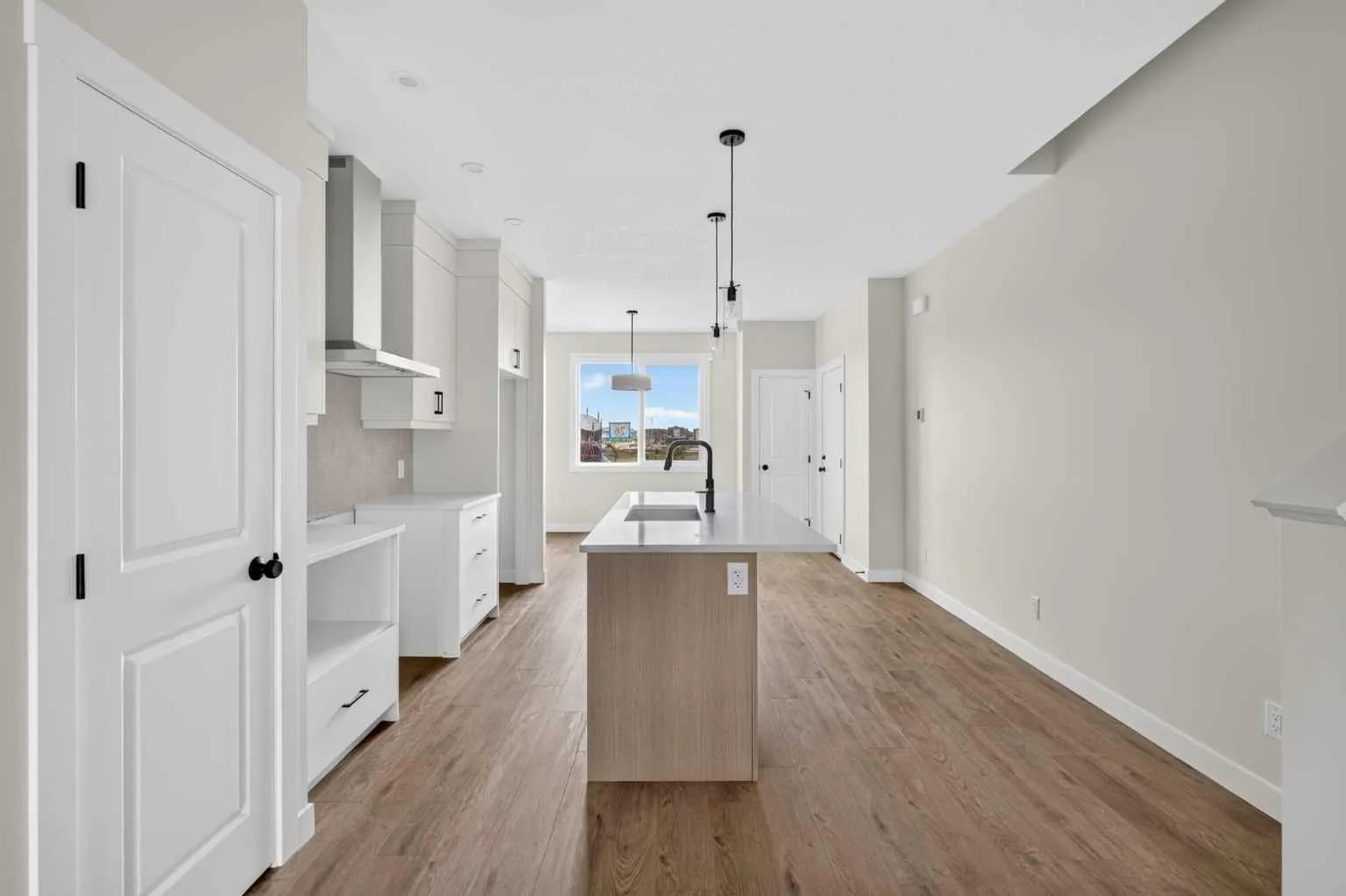 Semi Detached (Half Duplex)