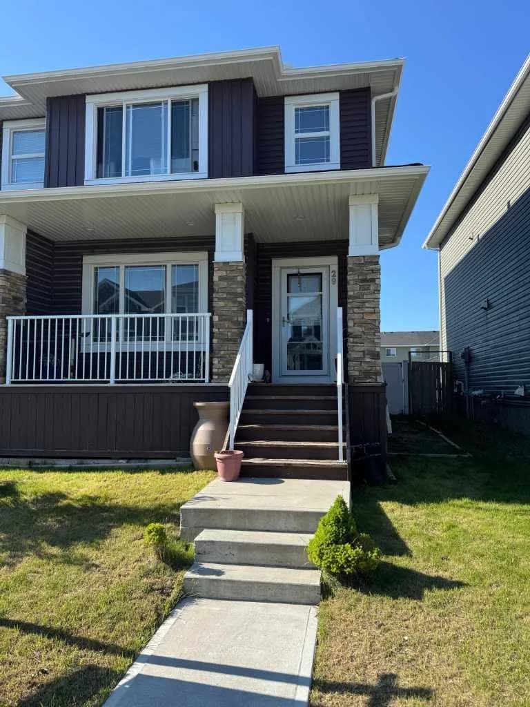 Semi Detached (Half Duplex)