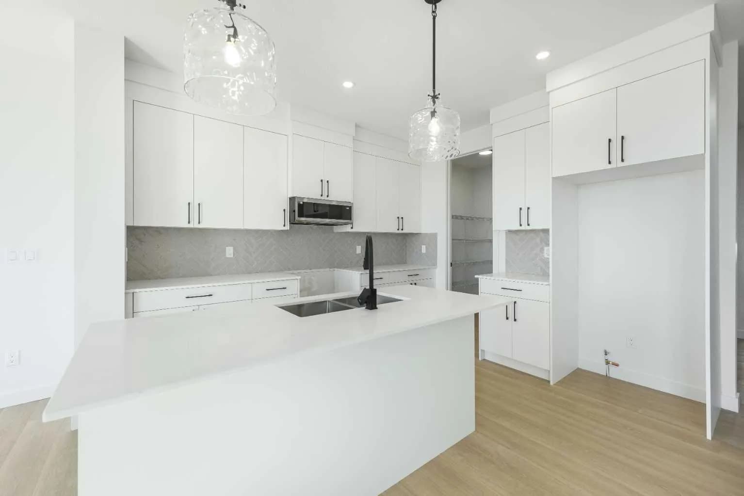 Semi Detached (Half Duplex)