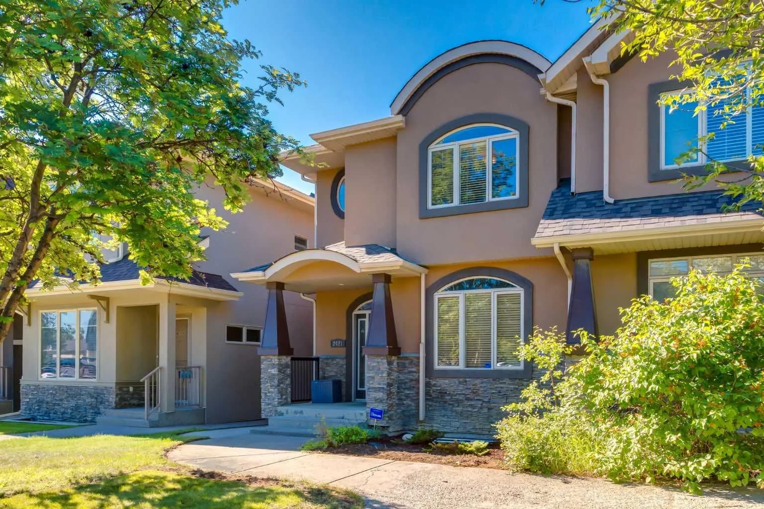 Semi Detached (Half Duplex)