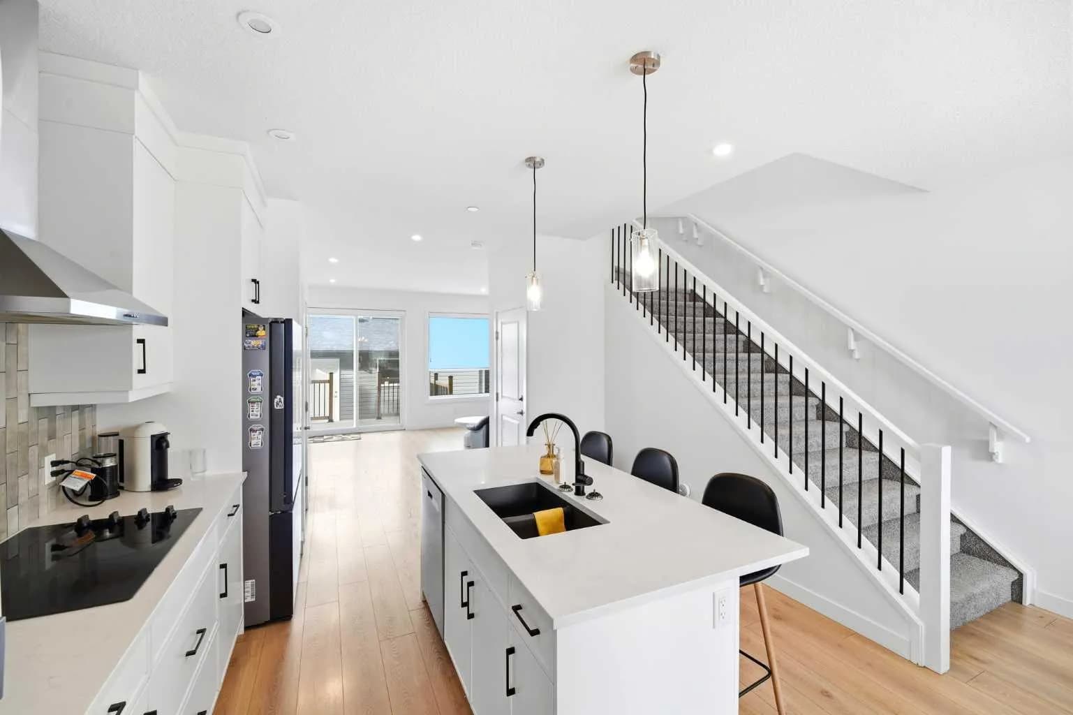 Semi Detached (Half Duplex)