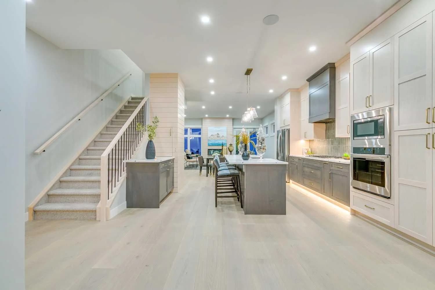 Semi Detached (Half Duplex)