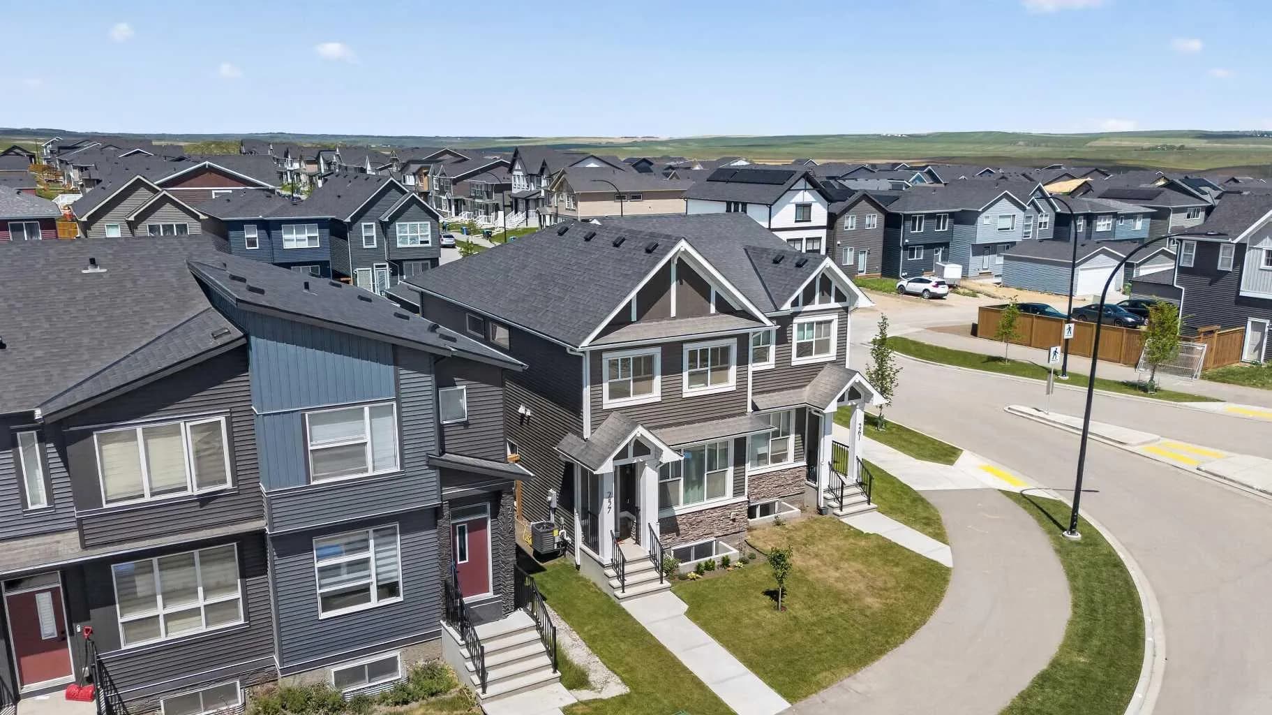 Semi Detached (Half Duplex)