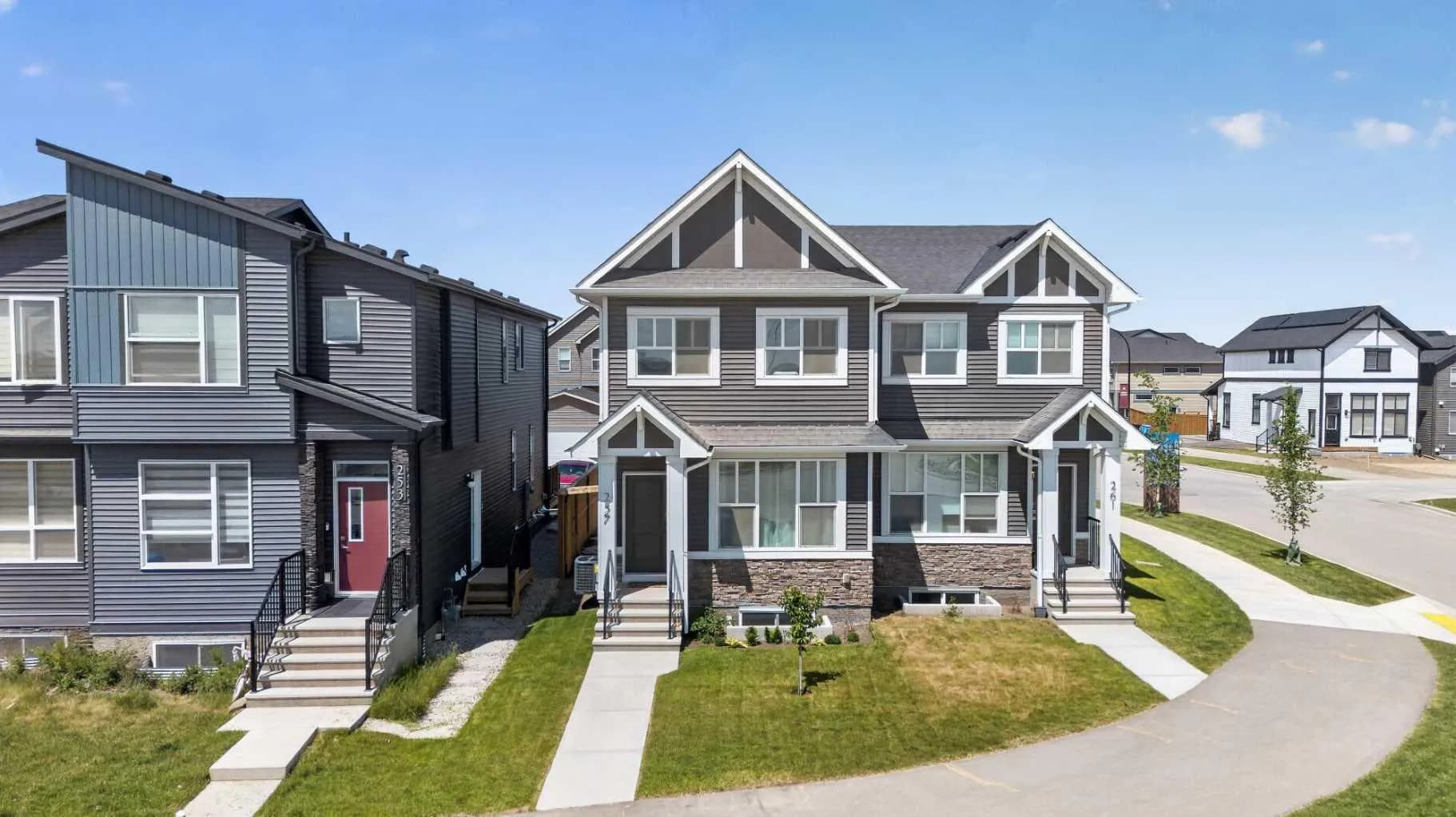 Semi Detached (Half Duplex)