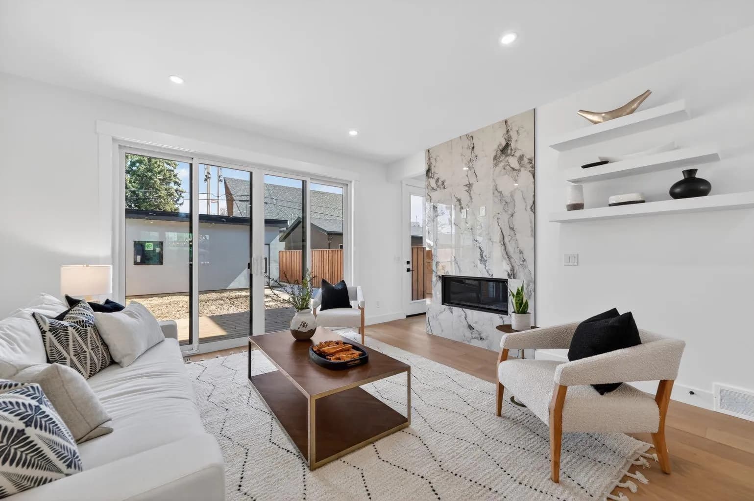 Semi Detached (Half Duplex)