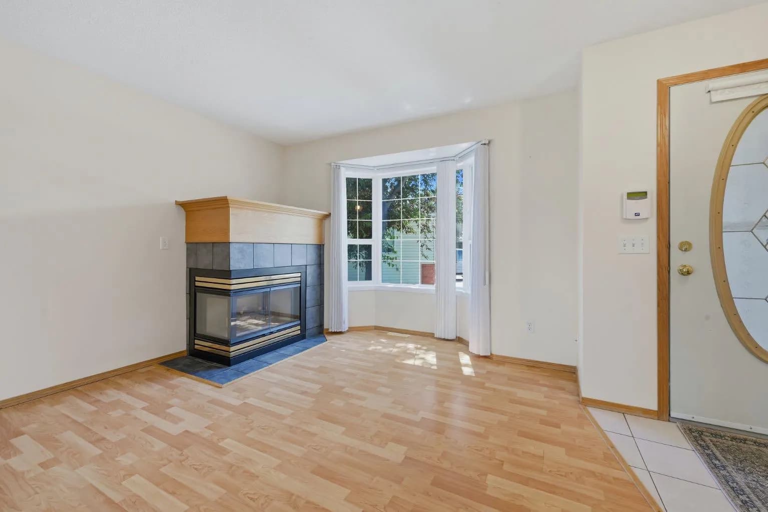 Semi Detached (Half Duplex)
