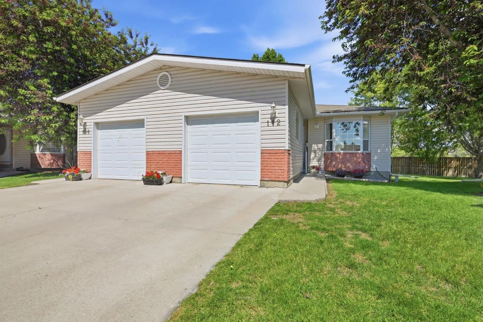 Semi Detached (Half Duplex)