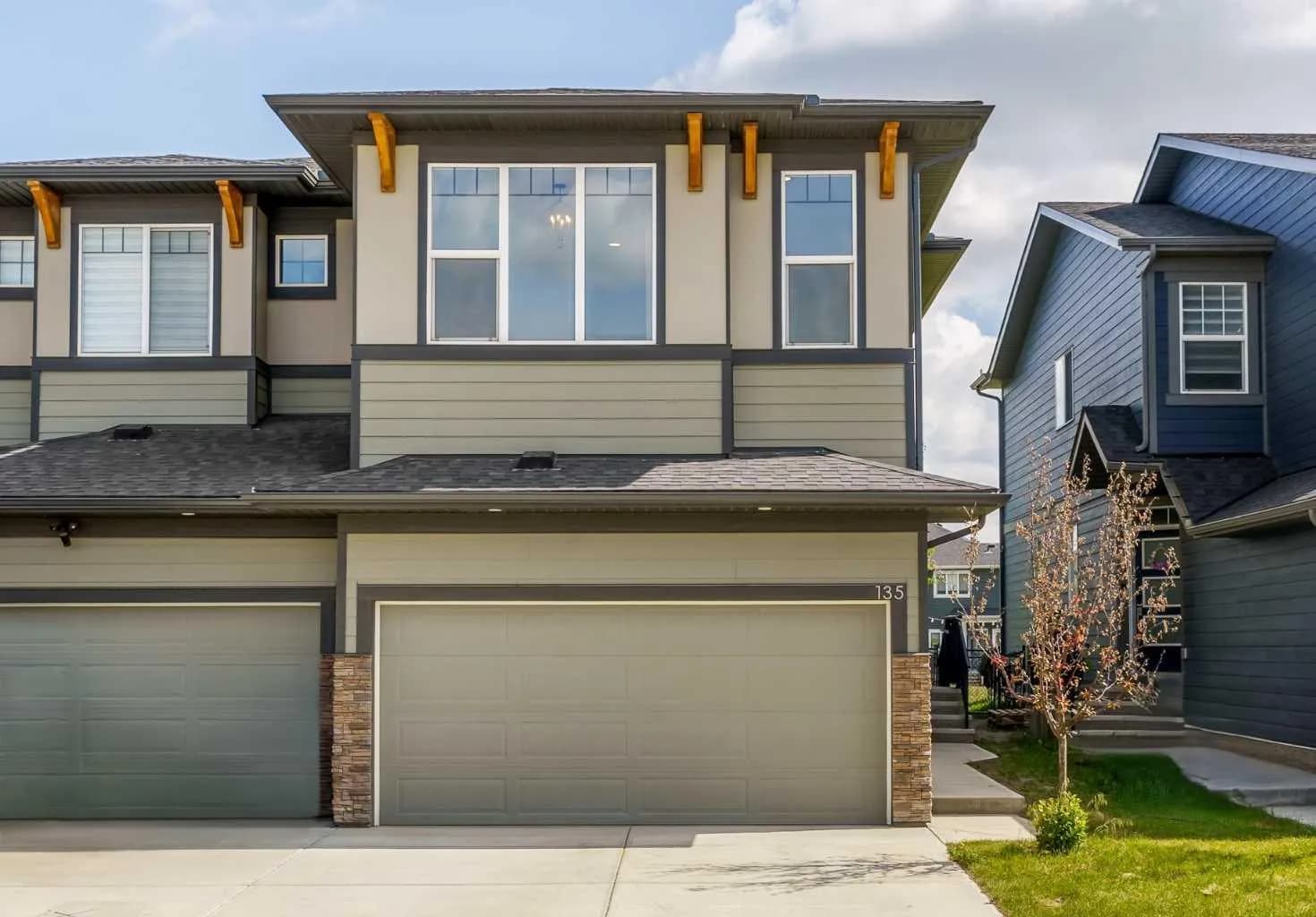 Semi Detached (Half Duplex)