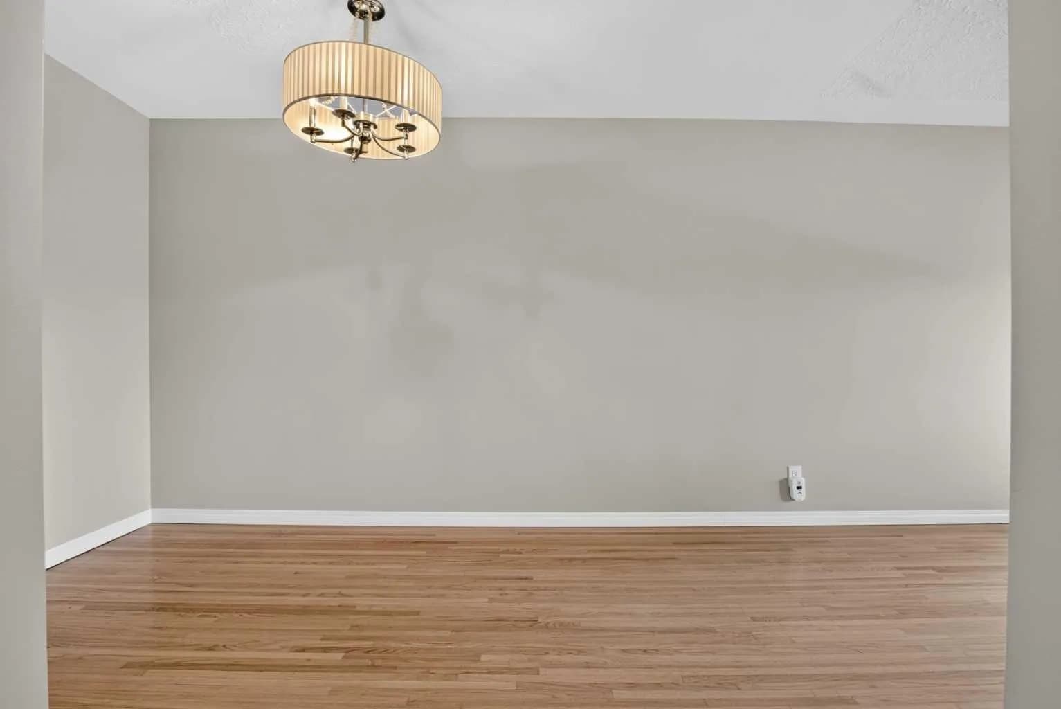 Semi Detached (Half Duplex)