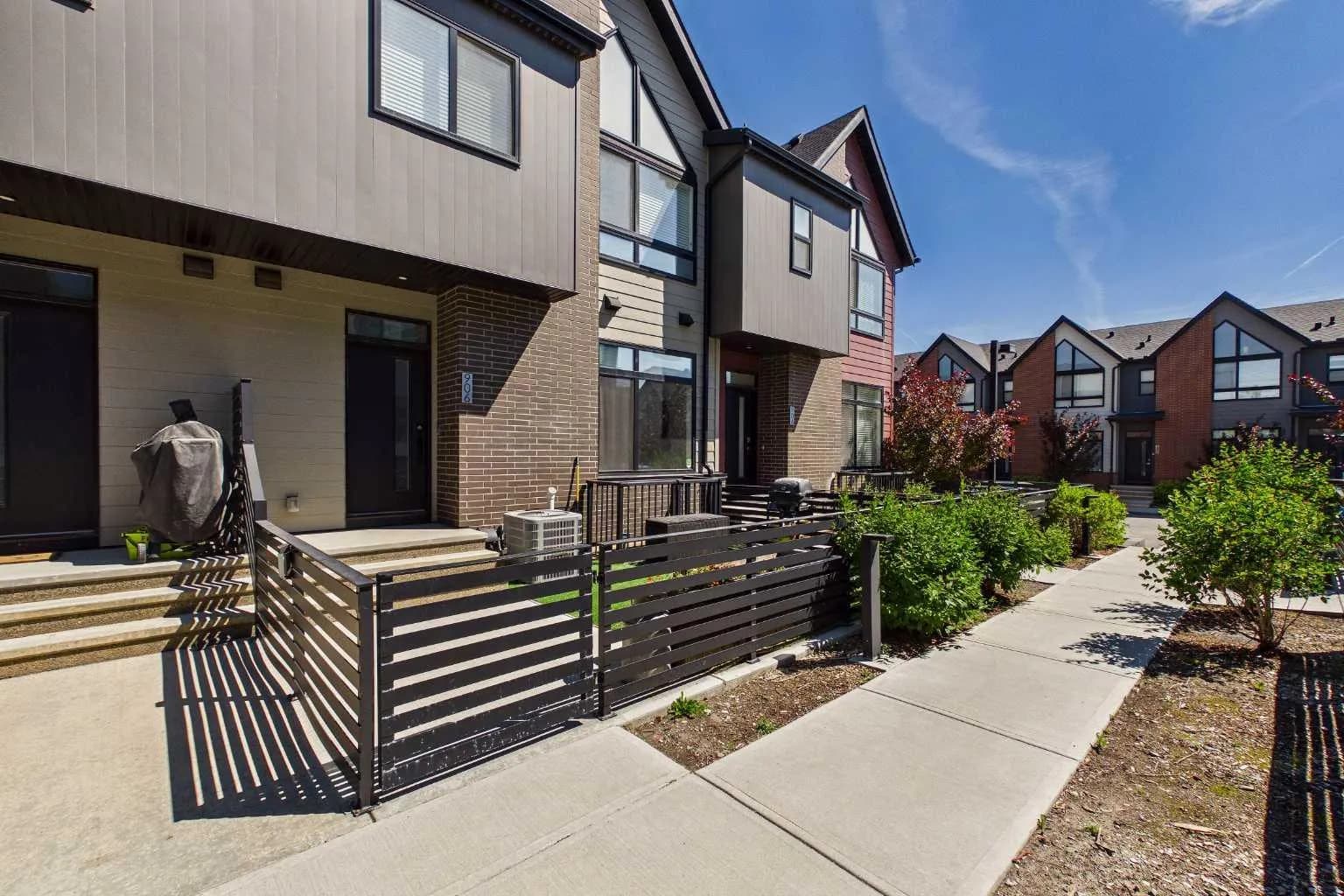 Row/Townhouse