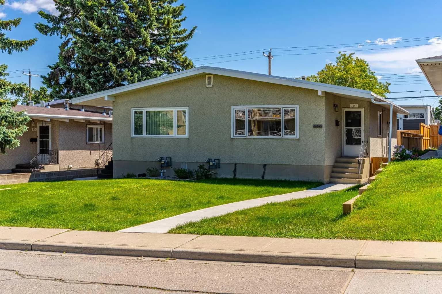 Semi Detached (Half Duplex)