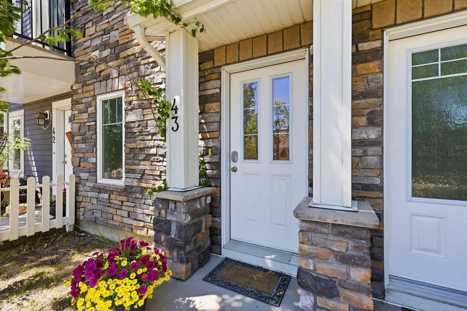 Row/Townhouse