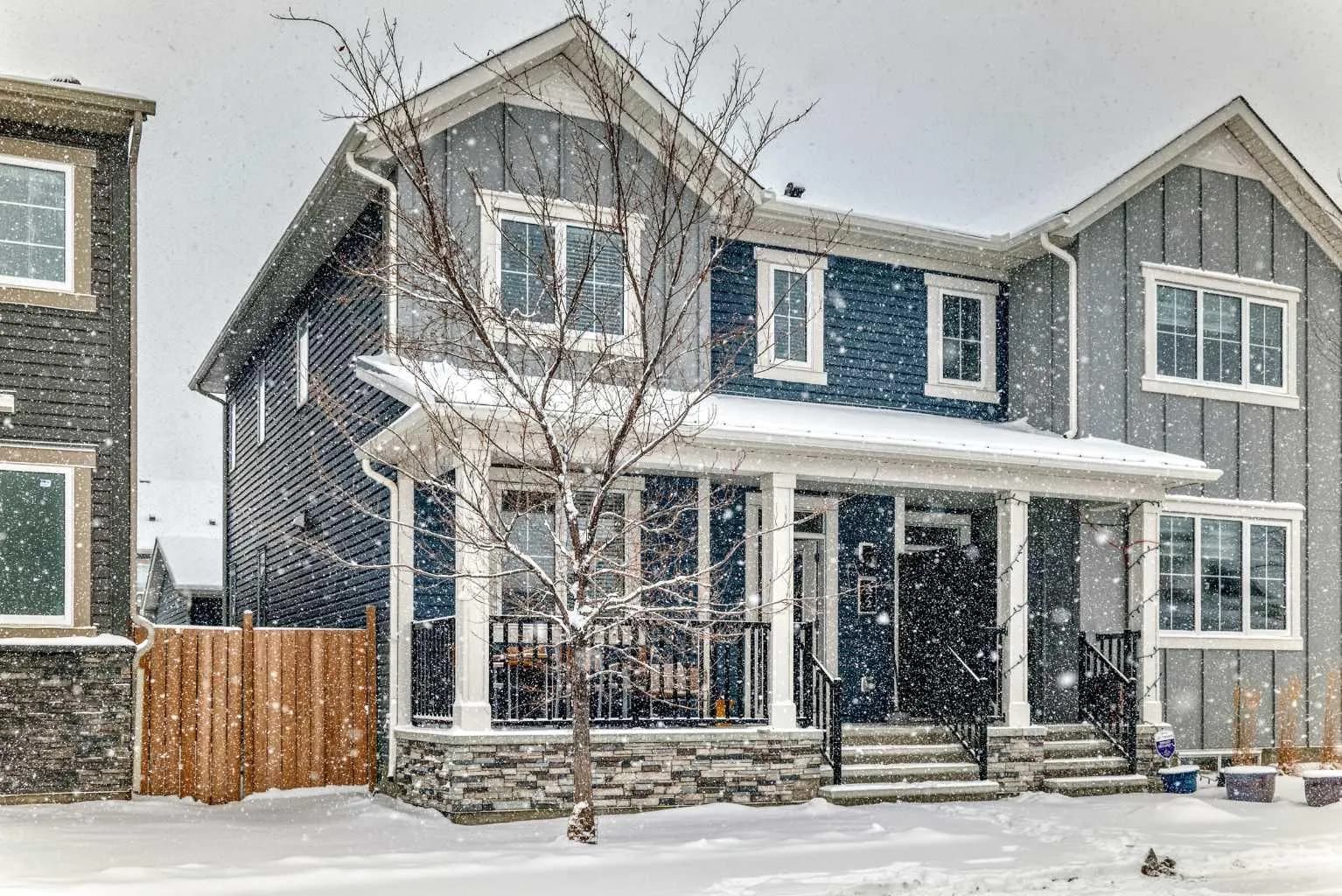 Semi Detached (Half Duplex)