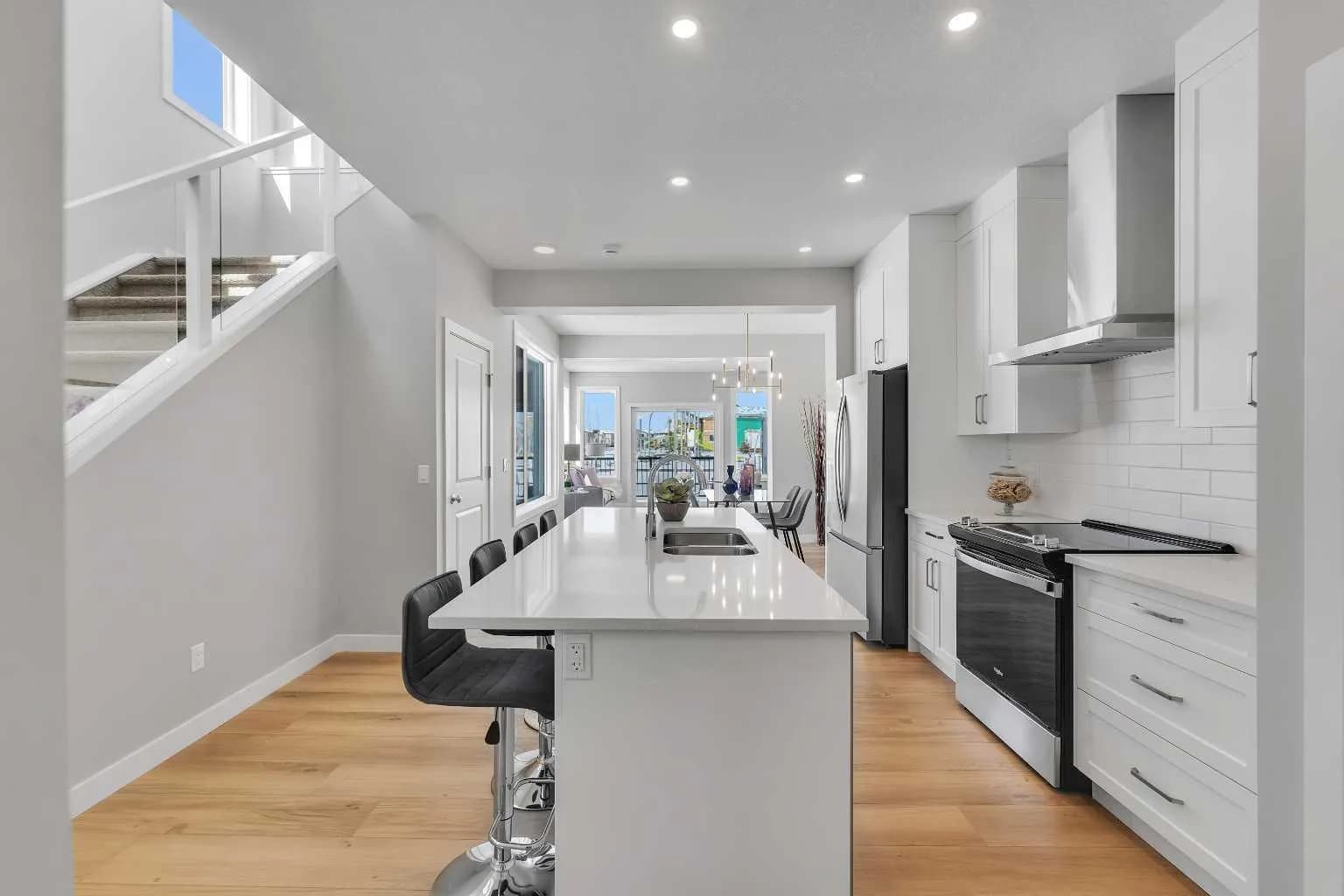 Semi Detached (Half Duplex)