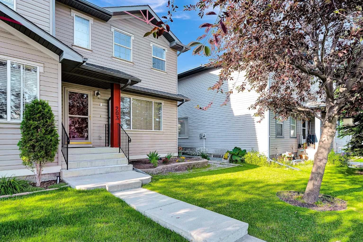 Semi Detached (Half Duplex)