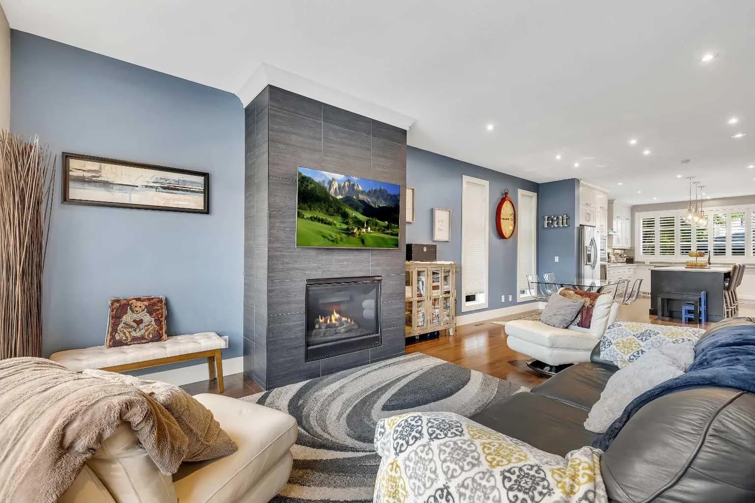 Semi Detached (Half Duplex)